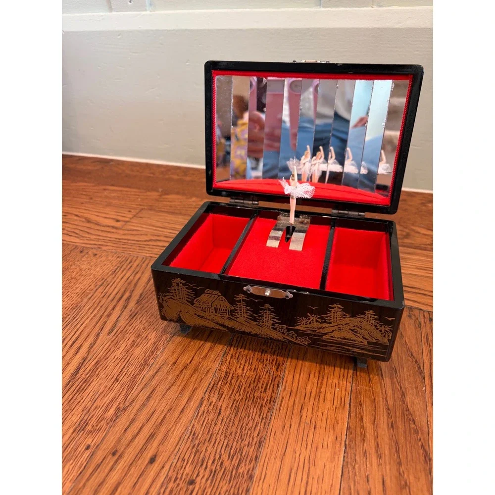 Vintage Japanese Lacquer Music Jewelry Box Ballerina Mt Fuji Pagoda Black Red